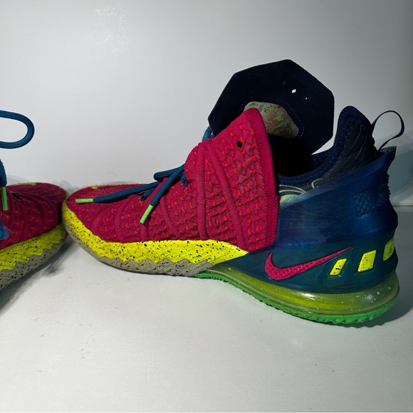 Nike LeBron XVIII 18 Men's Size 11.5 (DB8148-600) "Los Angeles By Night" Used - Picture 7 of 11